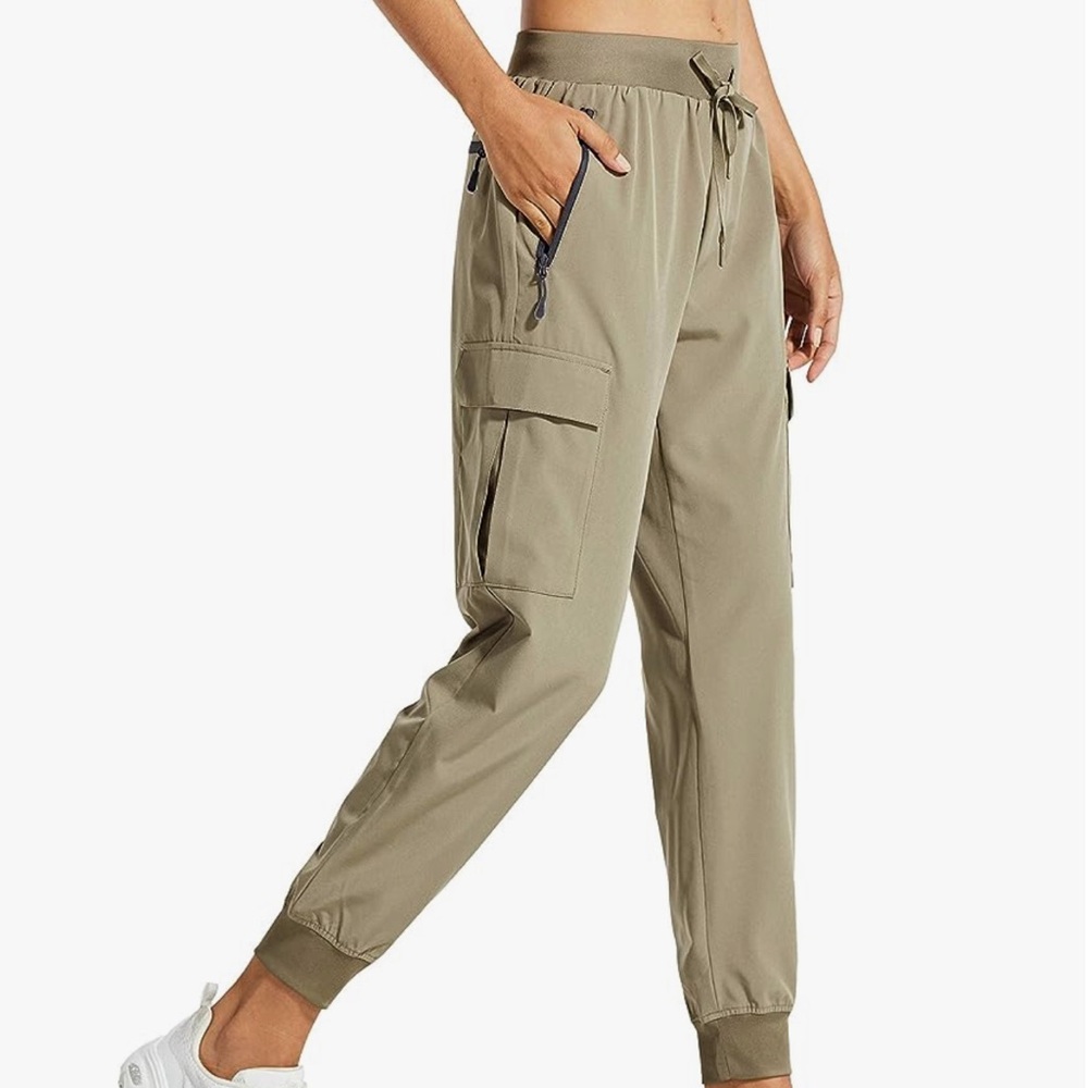 New without tags, Libin Women's Cargo Joggers